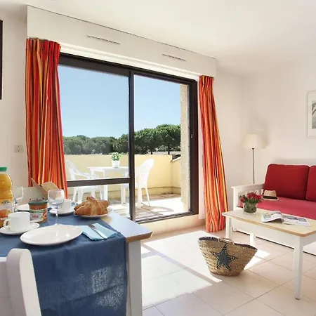 Cap D'agde 3p6 St. Loup アパート